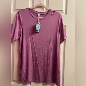 Zenana Outfitters Short Sleeve Tee in Lilac Purple Large